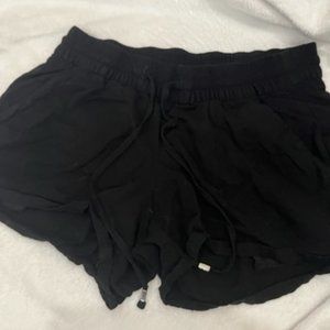 XS OLD NAVY BLACK DRAWSTRING SHORTS